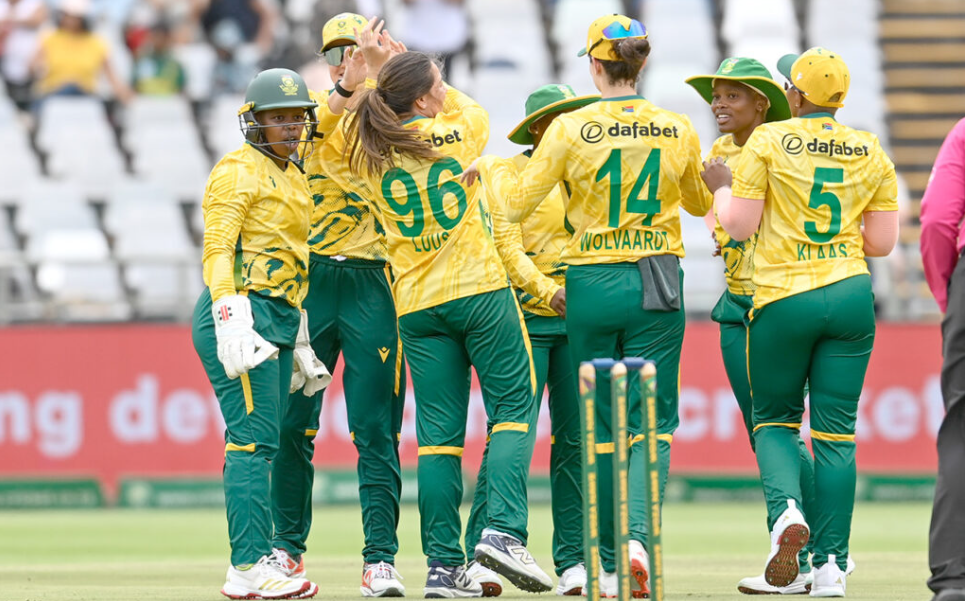 Protea Women